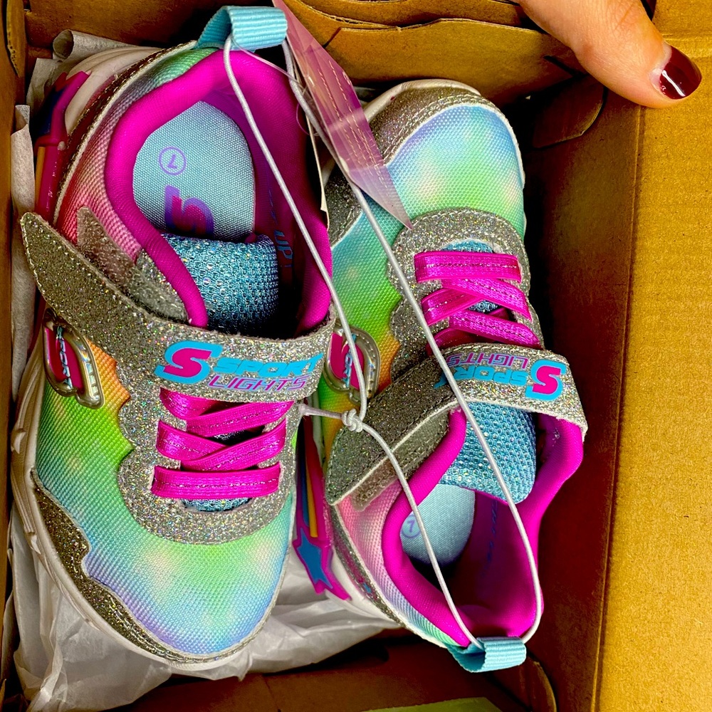 New Sketchers Toddler size 7